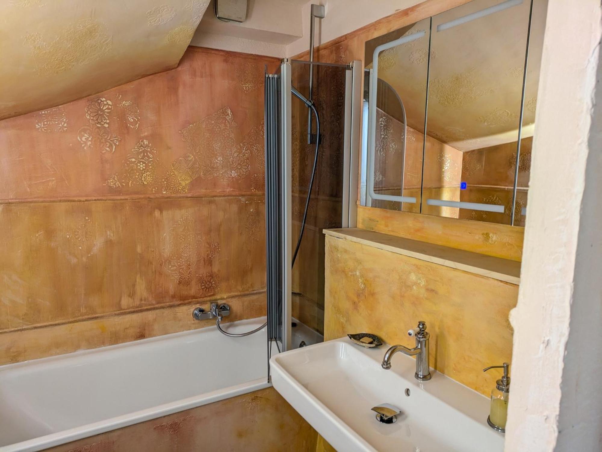 Haus Der Malerin Andrea Gawaz Lägenhet Mullheim  Exteriör bild